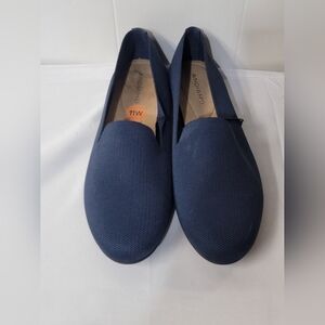 Andiamo Casper Womens Size 11W Classic Navy Blue Slip On Flats Lightweight